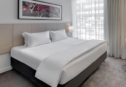 Travelodge Hotel Melbourne Docklands | 4 Night Stay