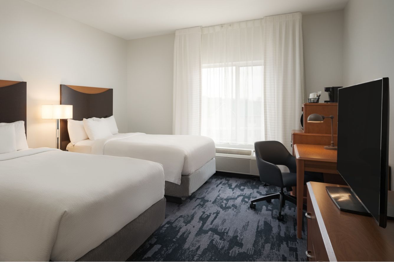 Fairfield by Marriott Inn & Suites Louisville East