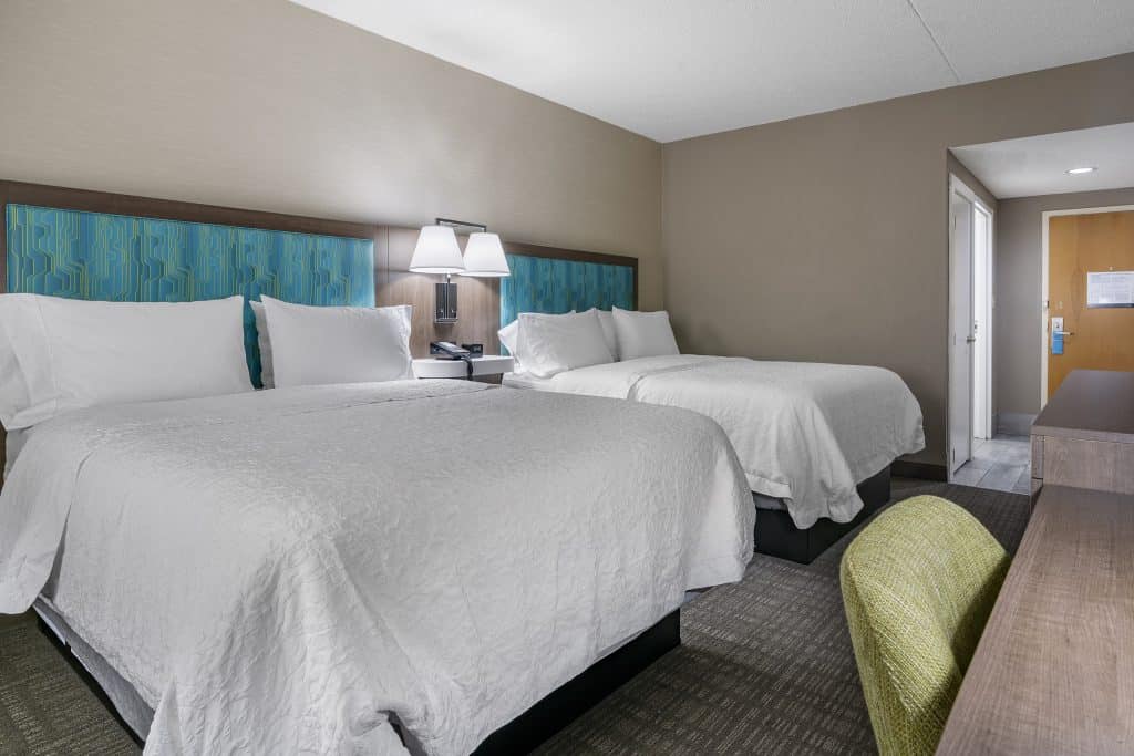 Hampton Inn & Suites Louisville East