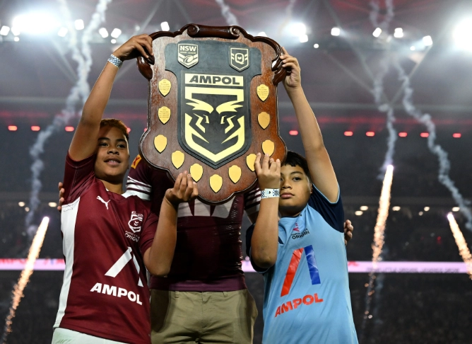 3 Night Ticket and Trophy Package