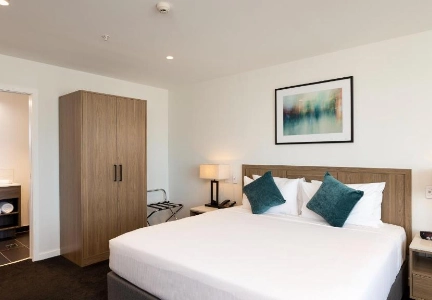 Oaks Auckland Hotel
