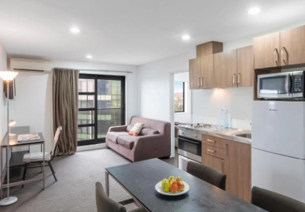 Nesuto St Martins Apartment Hotel