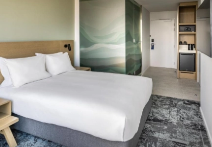 Holiday Inn Express Auckland City Centre