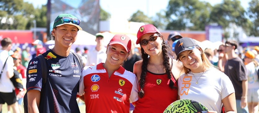 formula 1 australian grand prix fans albert park circuit melbourne