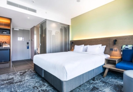 Holiday Inn Express Melbourne Little Collins