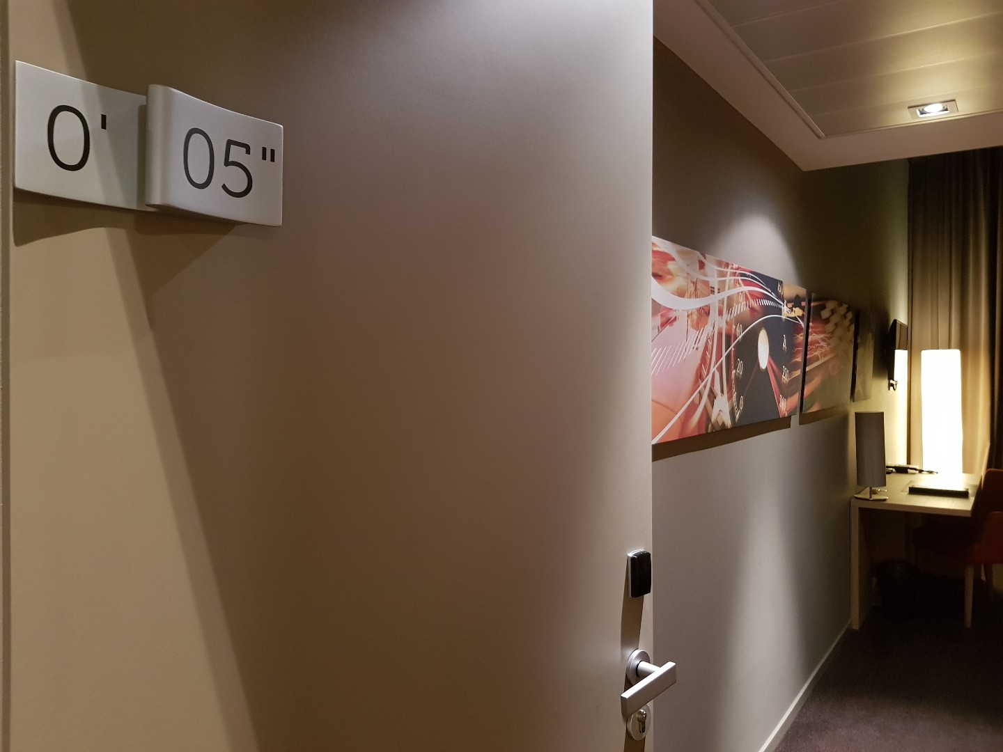 image.ImageCaption