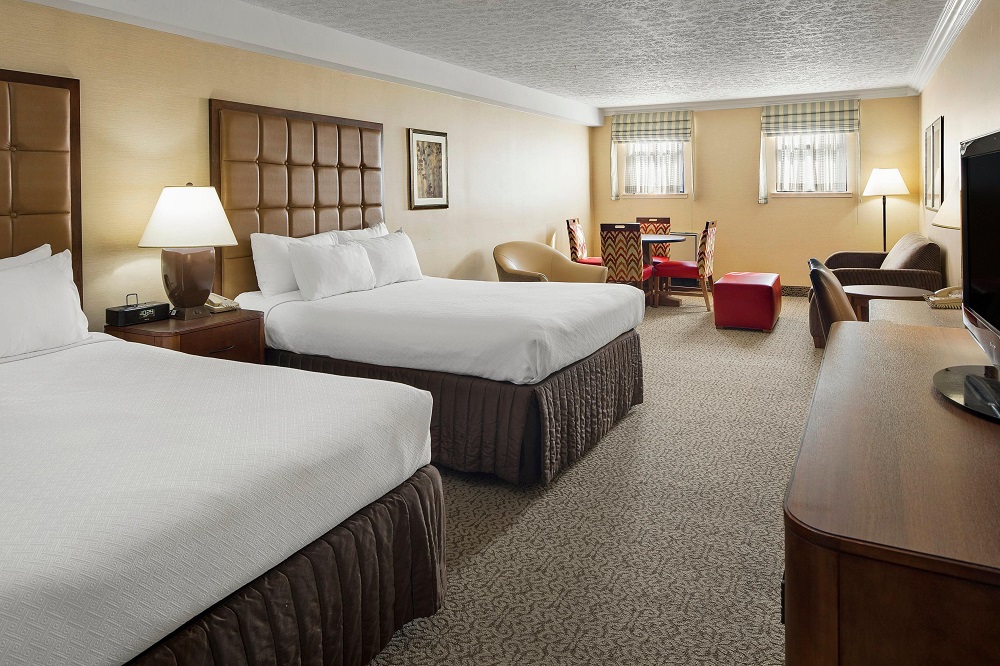 Crowne Plaza Louisville Airport