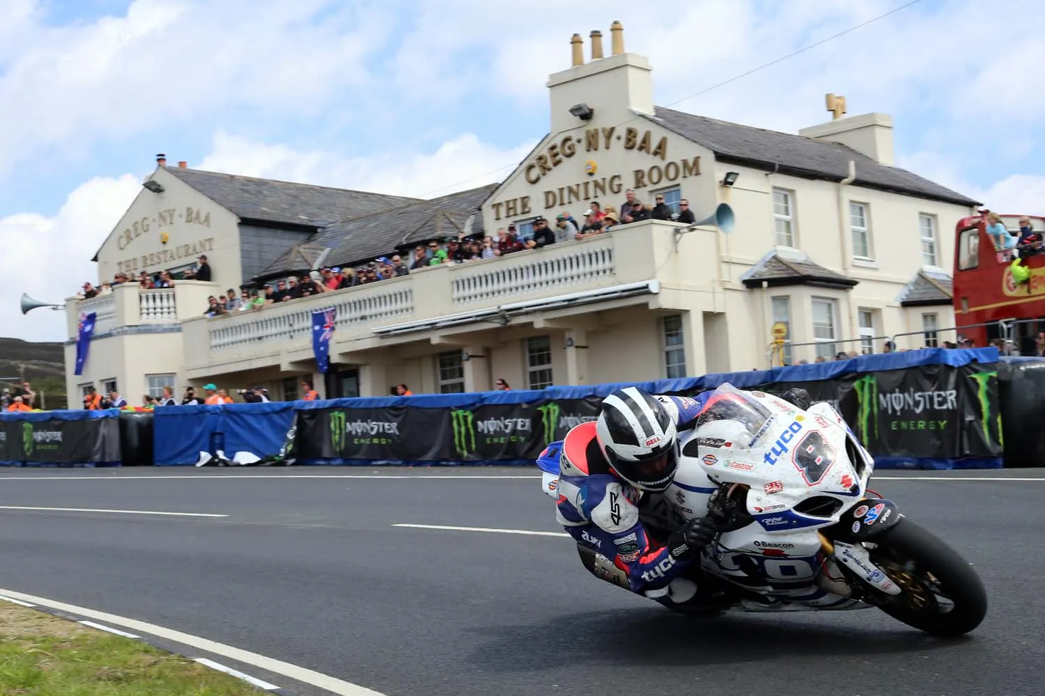 Manx GP Escorted Tour 2024 Manx Grand Prix